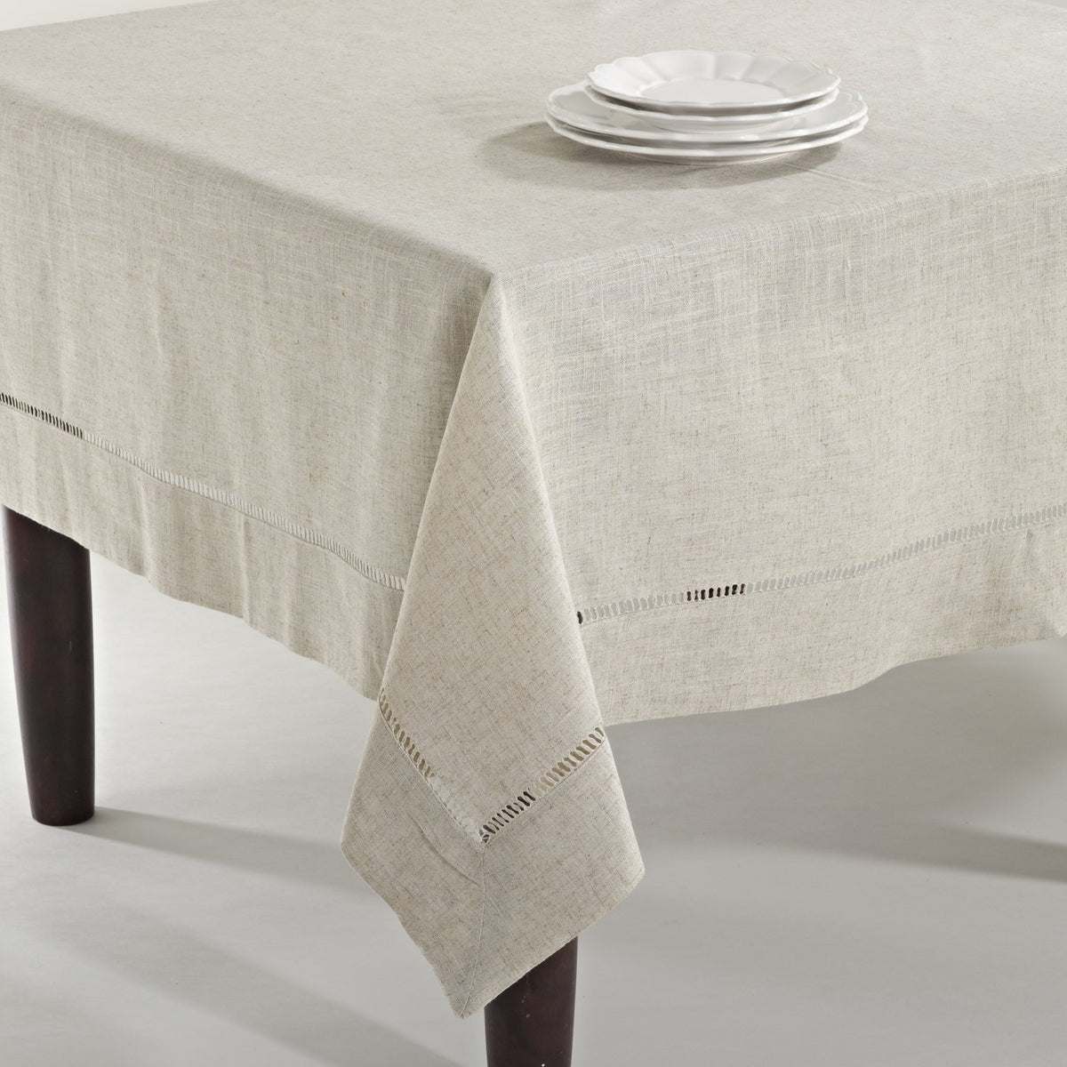 SARO LIFESTYLE Poly and Linen Blend Toscana Tablecloth with No Hemstitch Border, Natural, 132"