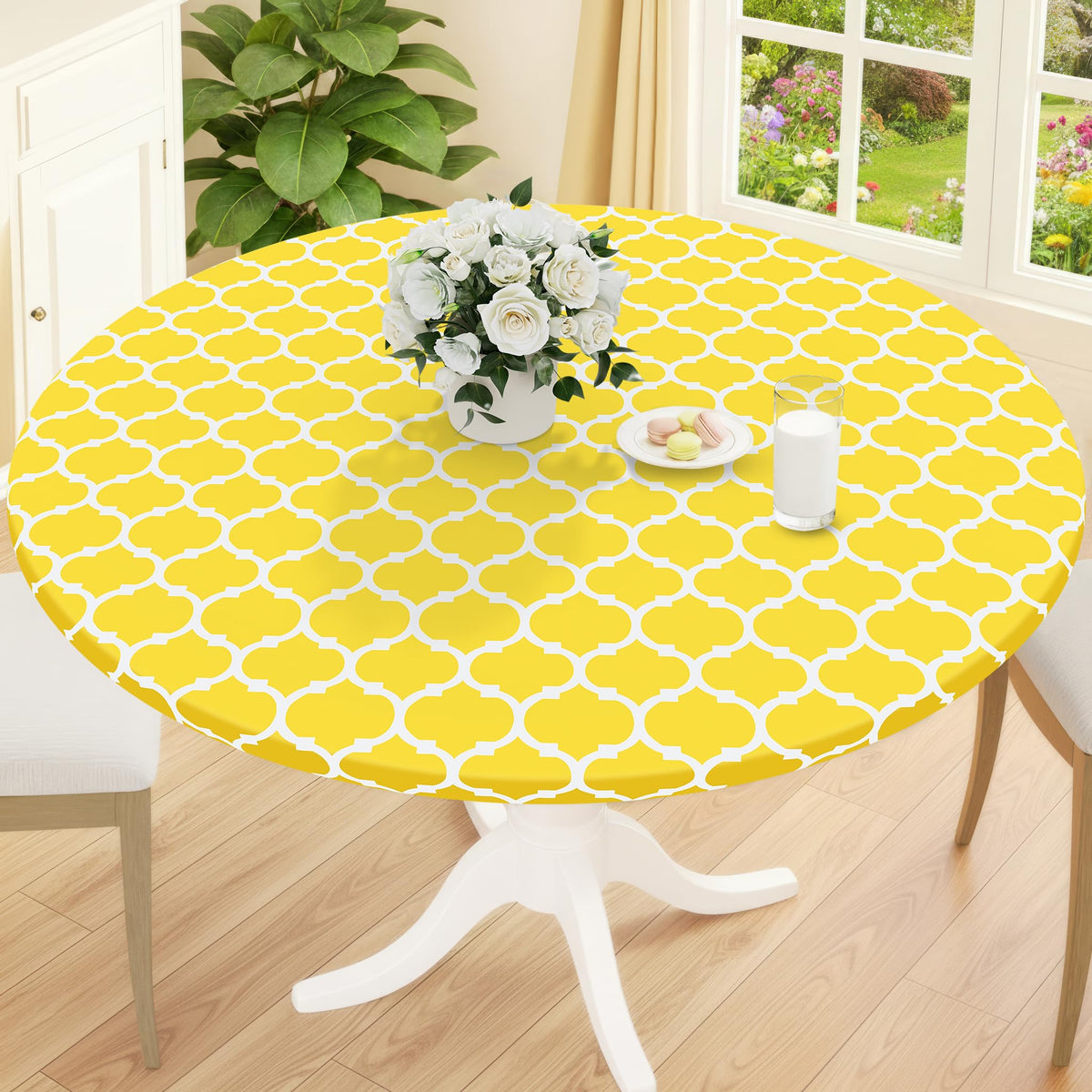 Smiry Round Picnic Tablecloth, Waterproof Elastic Fitted Table Covers for 45" - 56" Tables, Wipeable Flannel Backed Vinyl Tablecloths for Camping, Indoor, Outdoor, Brown