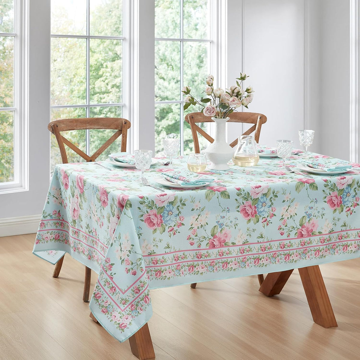 Threadmade Vintage Floral Garden Tablecloth, Multicolor - 60" W x 120" L