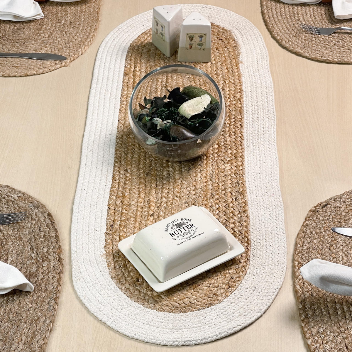 Chardin Home Set of 4 Jute Braided Oval Placemats – 13x19 Inch Rustic Natural Jute Table Mats | Handwoven Boho Farmhouse Style | Eco-Friendly Artisan Dining Decor